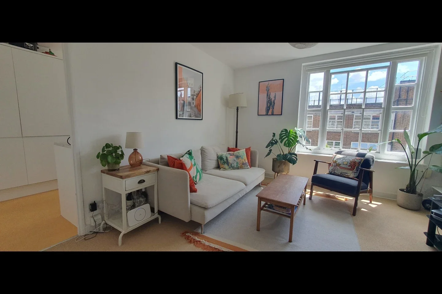 Flat Clayton Street in Greater London