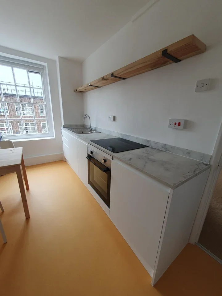 Flat Clayton Street in Greater London