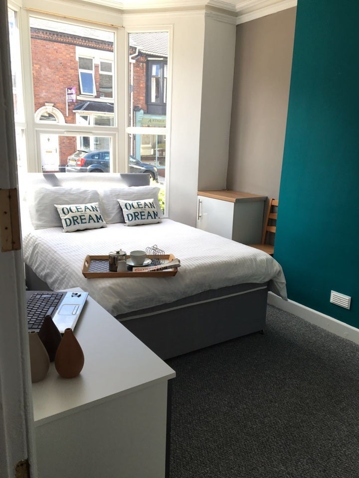 Room Edleston Road in Crewe