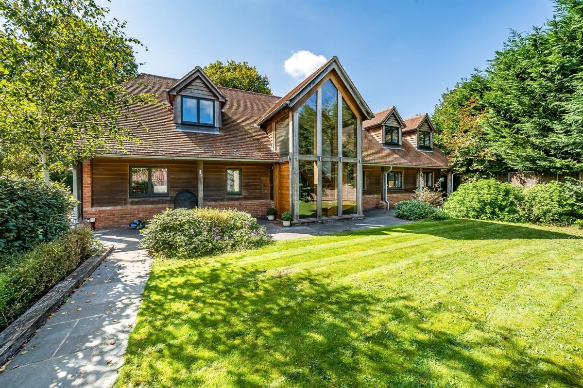 House Wishanger Lane in East Hampshire