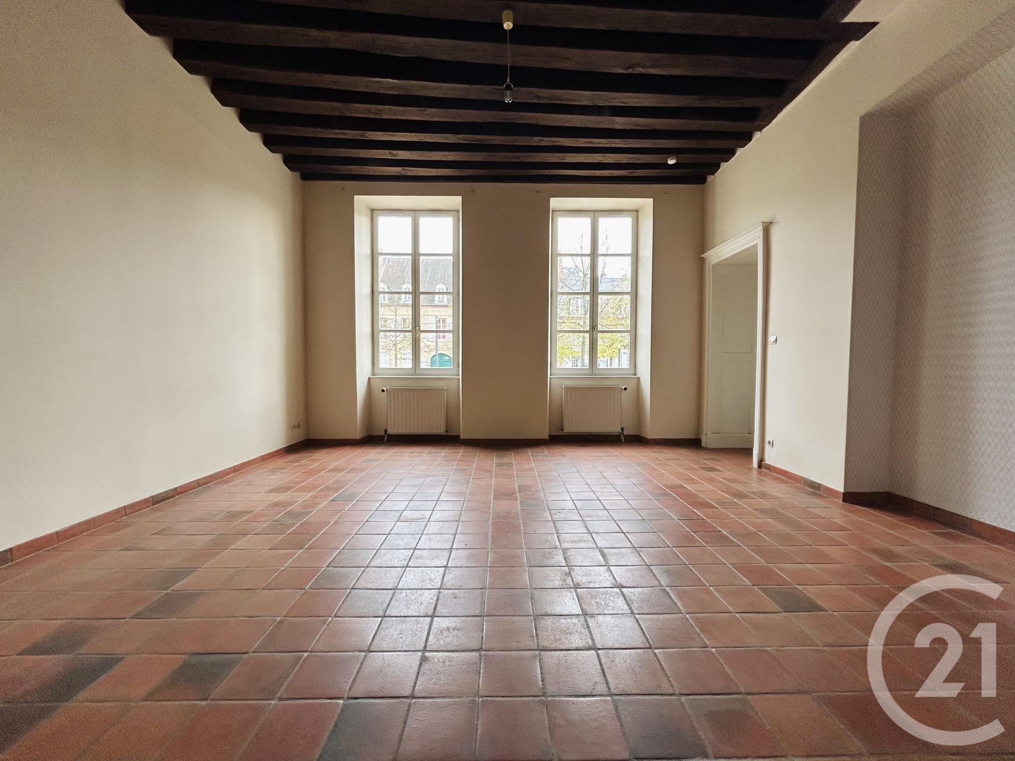 Flat Cours Jean Jaurès in Moulins