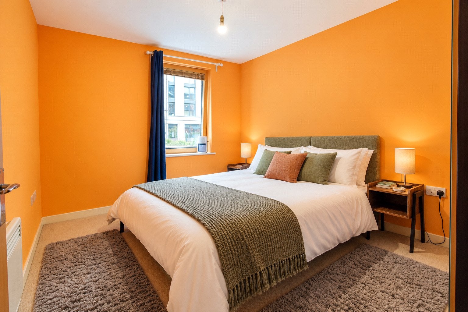 Flat Sweetman Place in Bristol