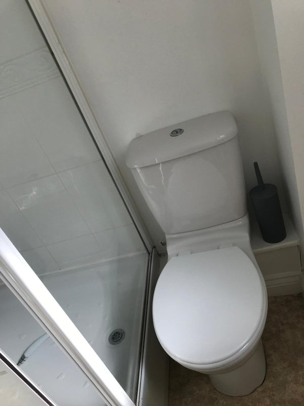 Room Cavell Drive in East Hertfordshire