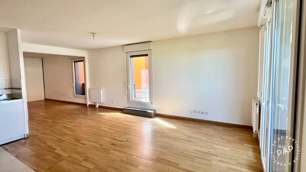 Flat Rue Raoul Follereau in Bussy-Saint-Georges