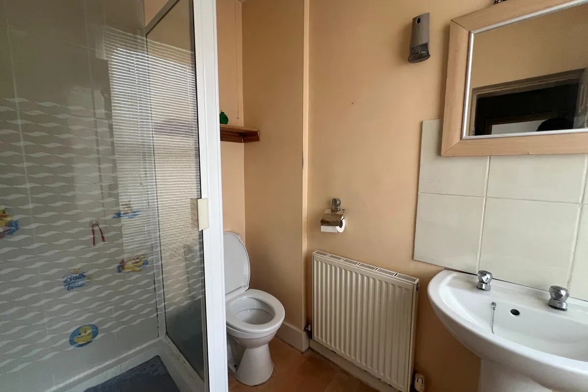 Flat Baldslow Road in St Leonards
