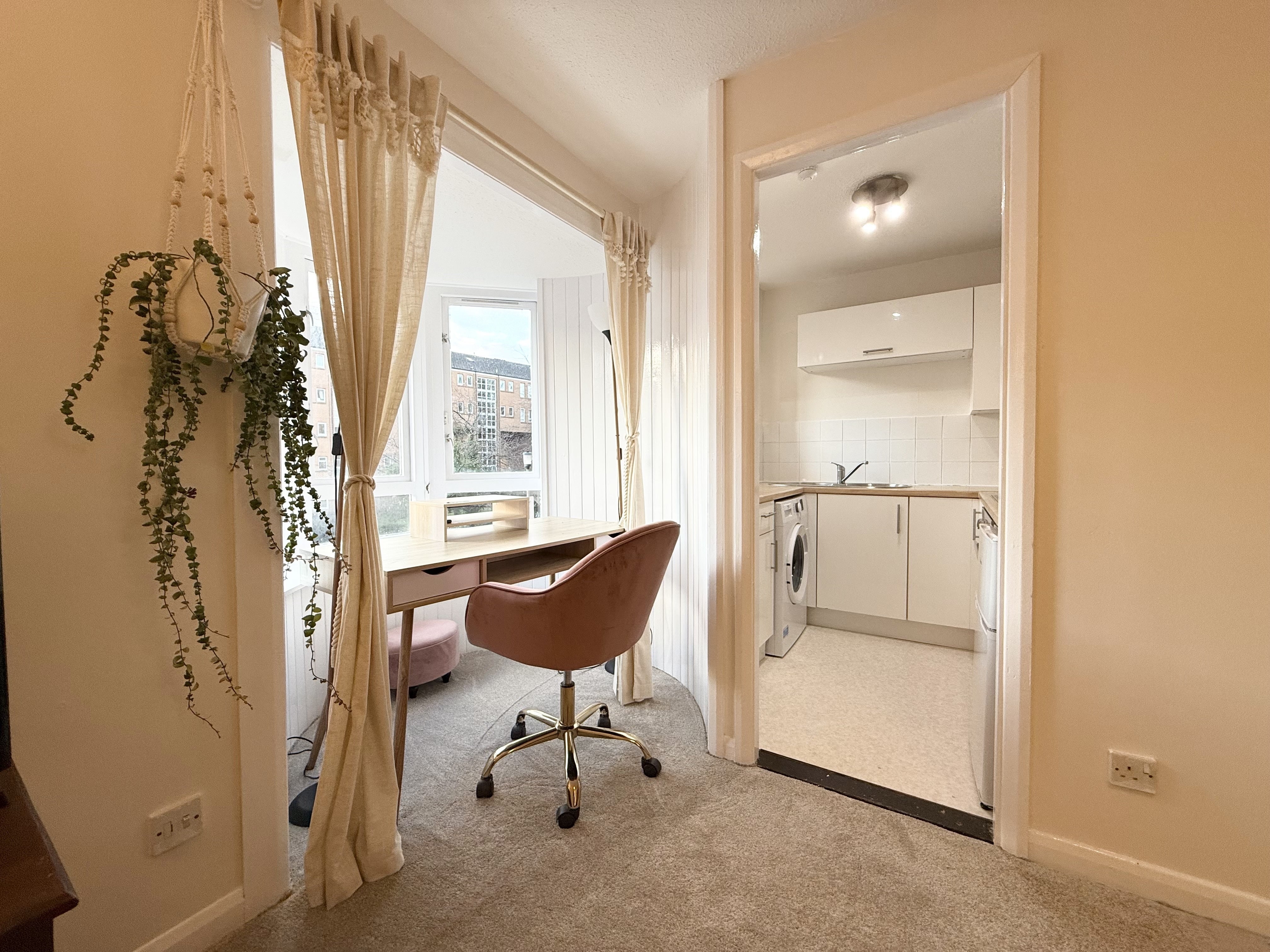 Flat Dorset Street in Glasgow