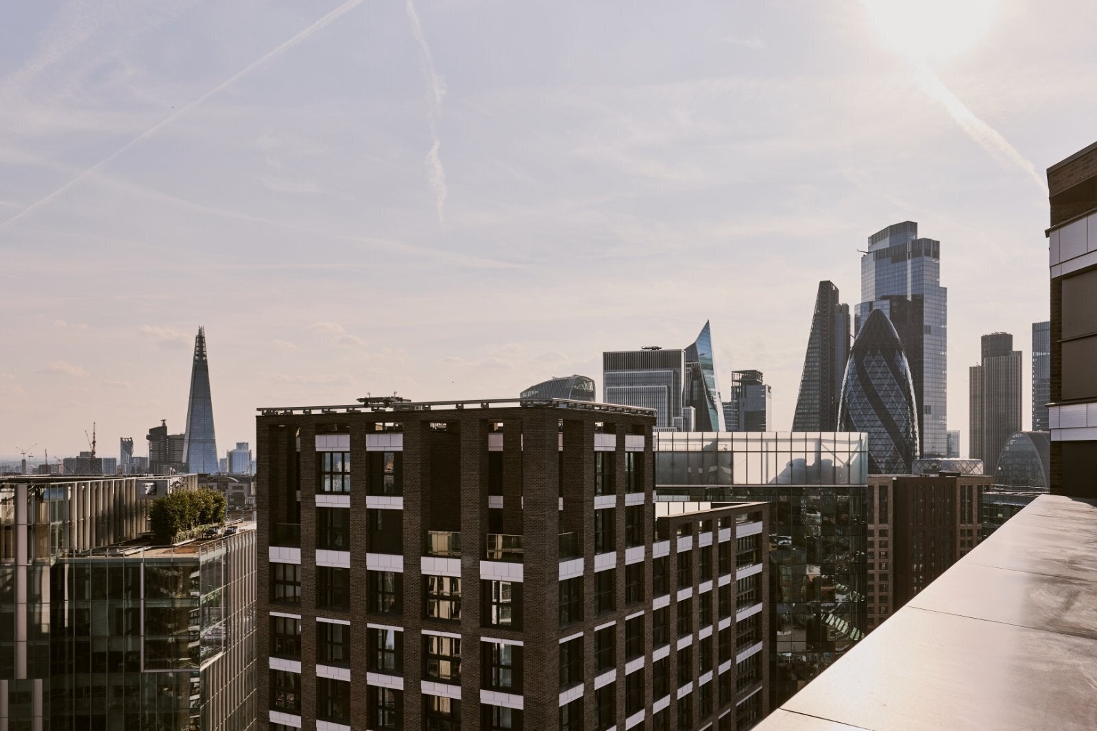 Flat New Drum Street in Greater London