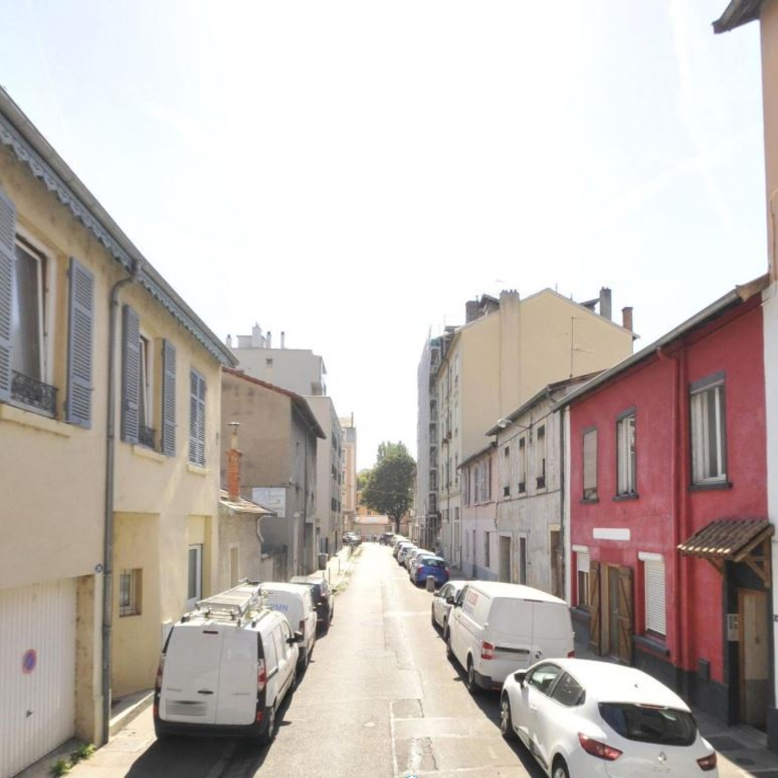 Flat Rue Persoz in Villeurbanne