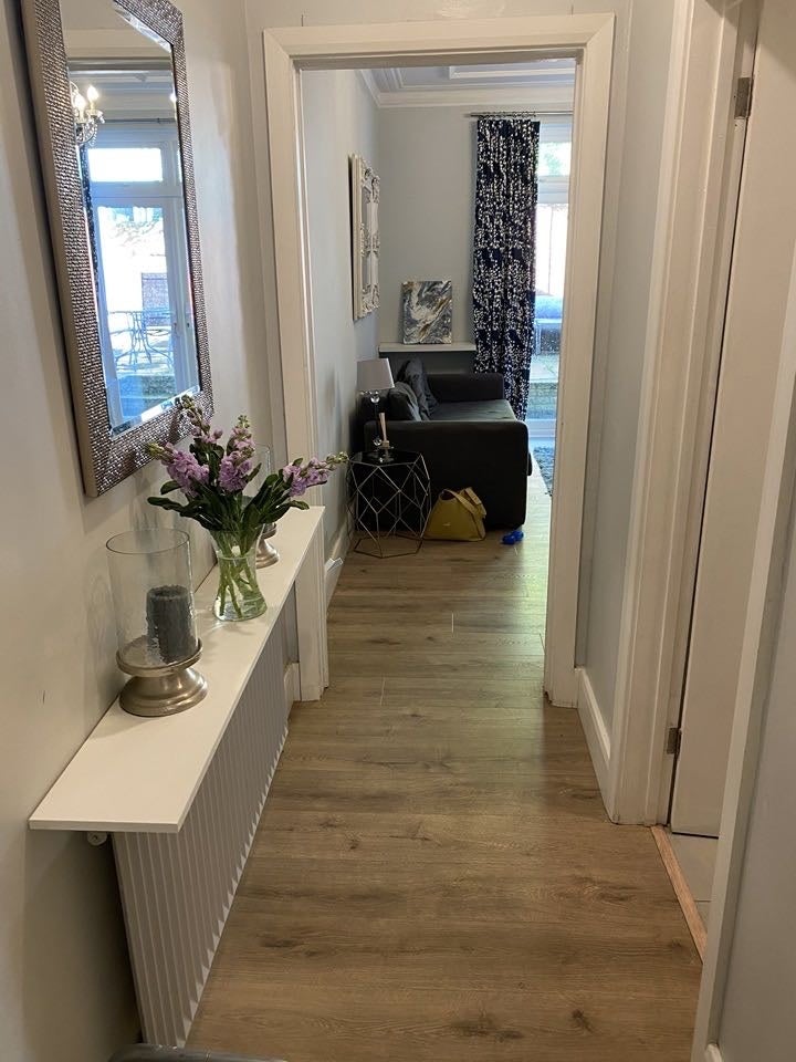 Room Kingscourt Road in Greater London