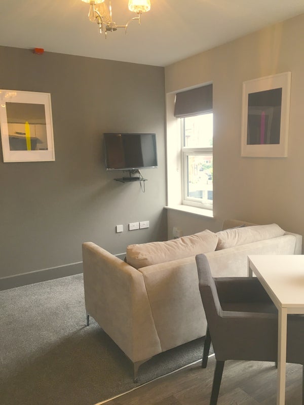Room Derby Road in Nottingham