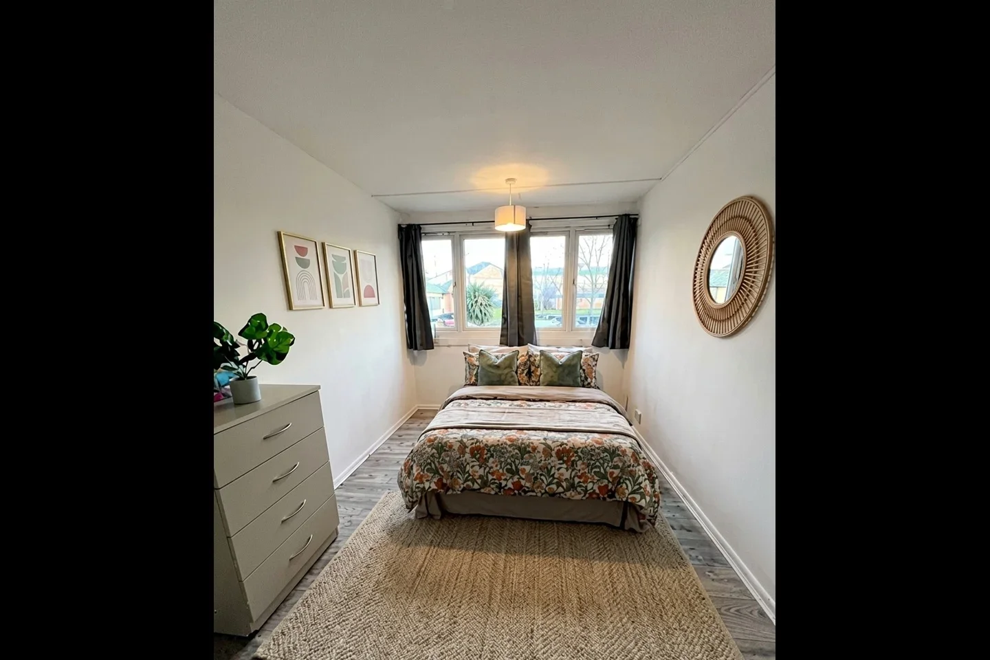 Room Waynflete Square in Greater London