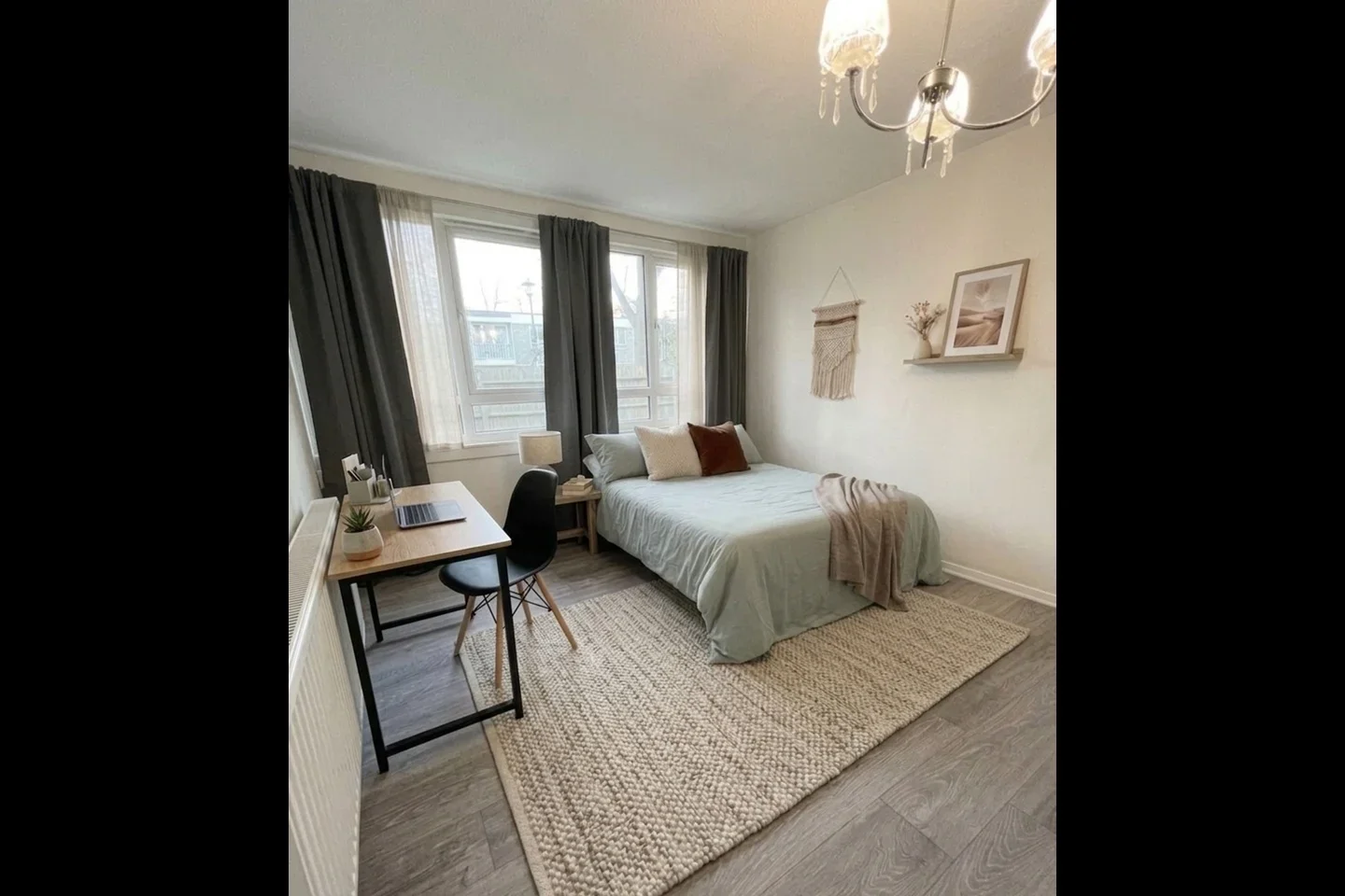 Room Waynflete Square in Greater London