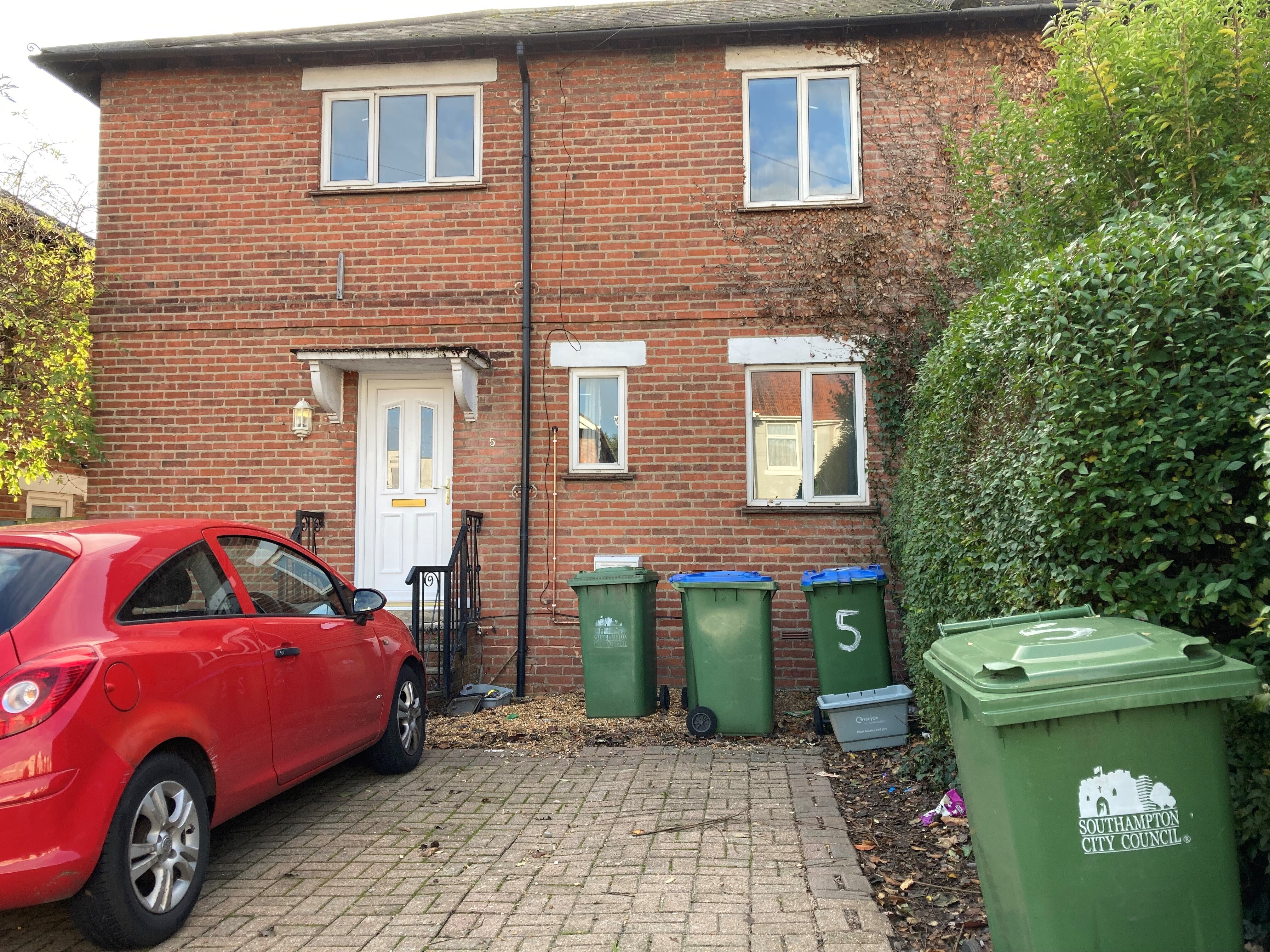 House Mayfield Road in Southampton