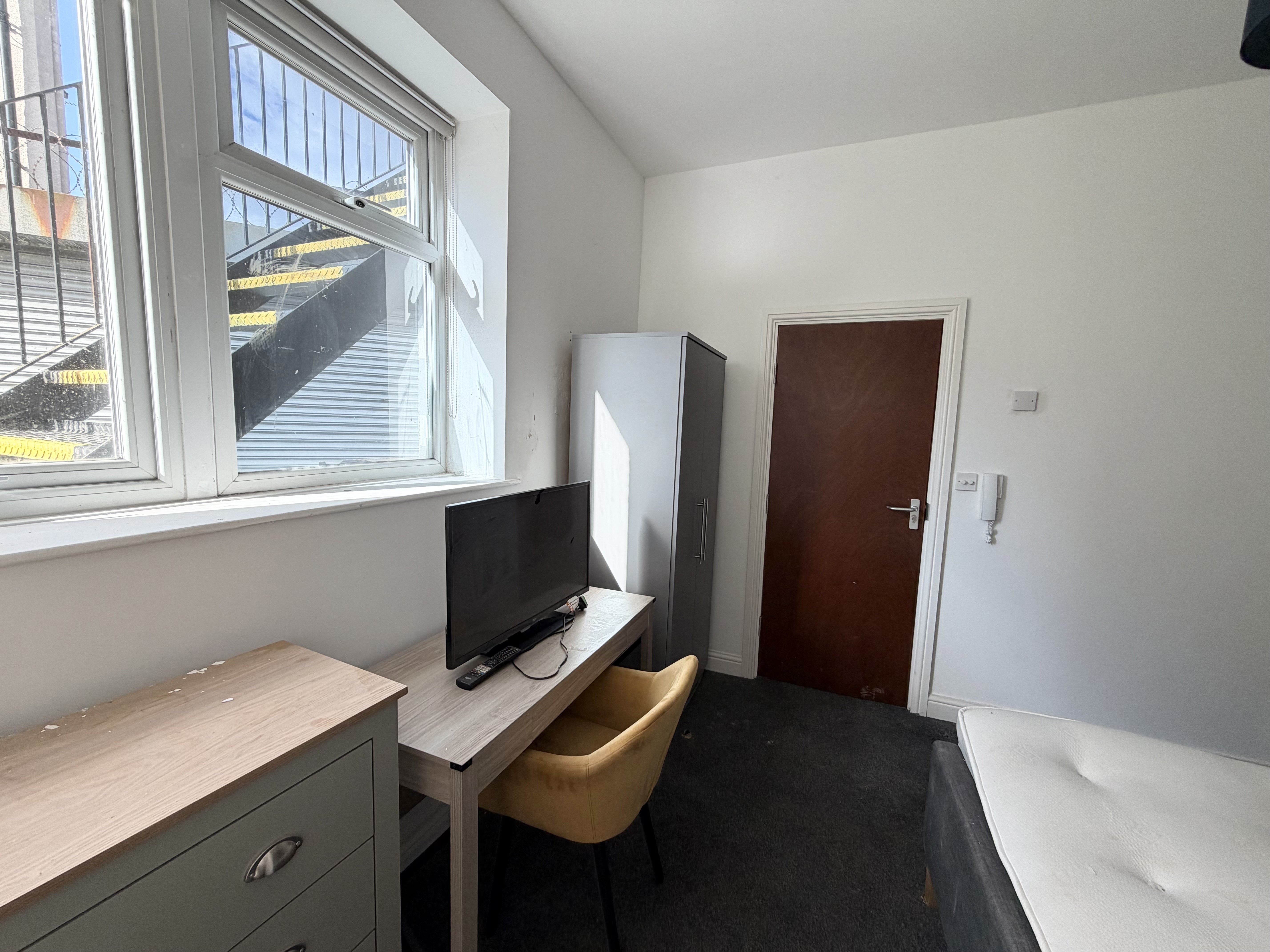 Room Shaw Street in St Helens