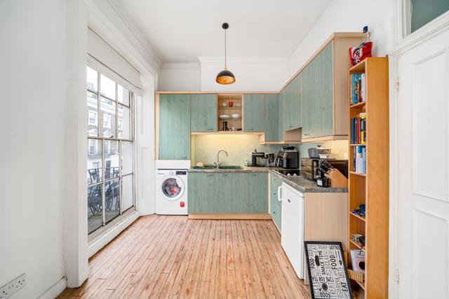 Flat Belgrave Road in City of Westminster