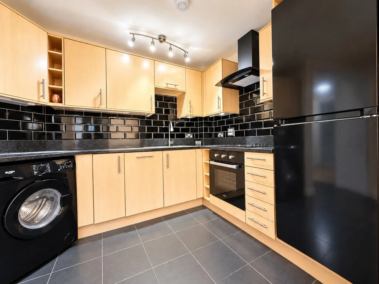 Flat Uxbridge Road in Greater London