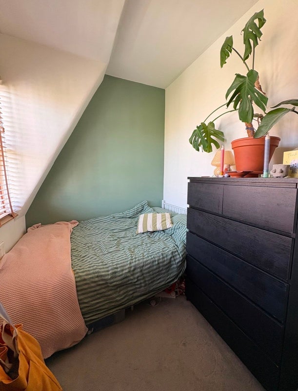 Room Vera Road in Greater London