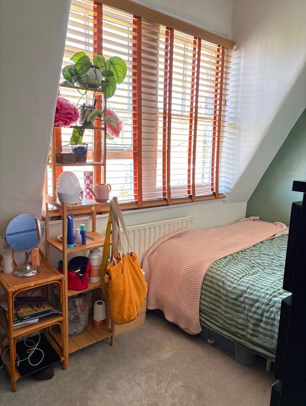Room Vera Road in Greater London