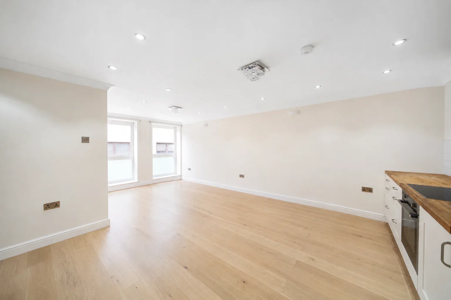 Flat Regency Street in City of Westminster