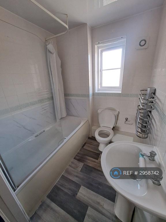 Flat Cravenwood in Tameside