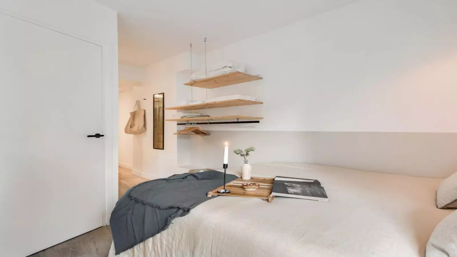Flat Rue Legendre in Paris