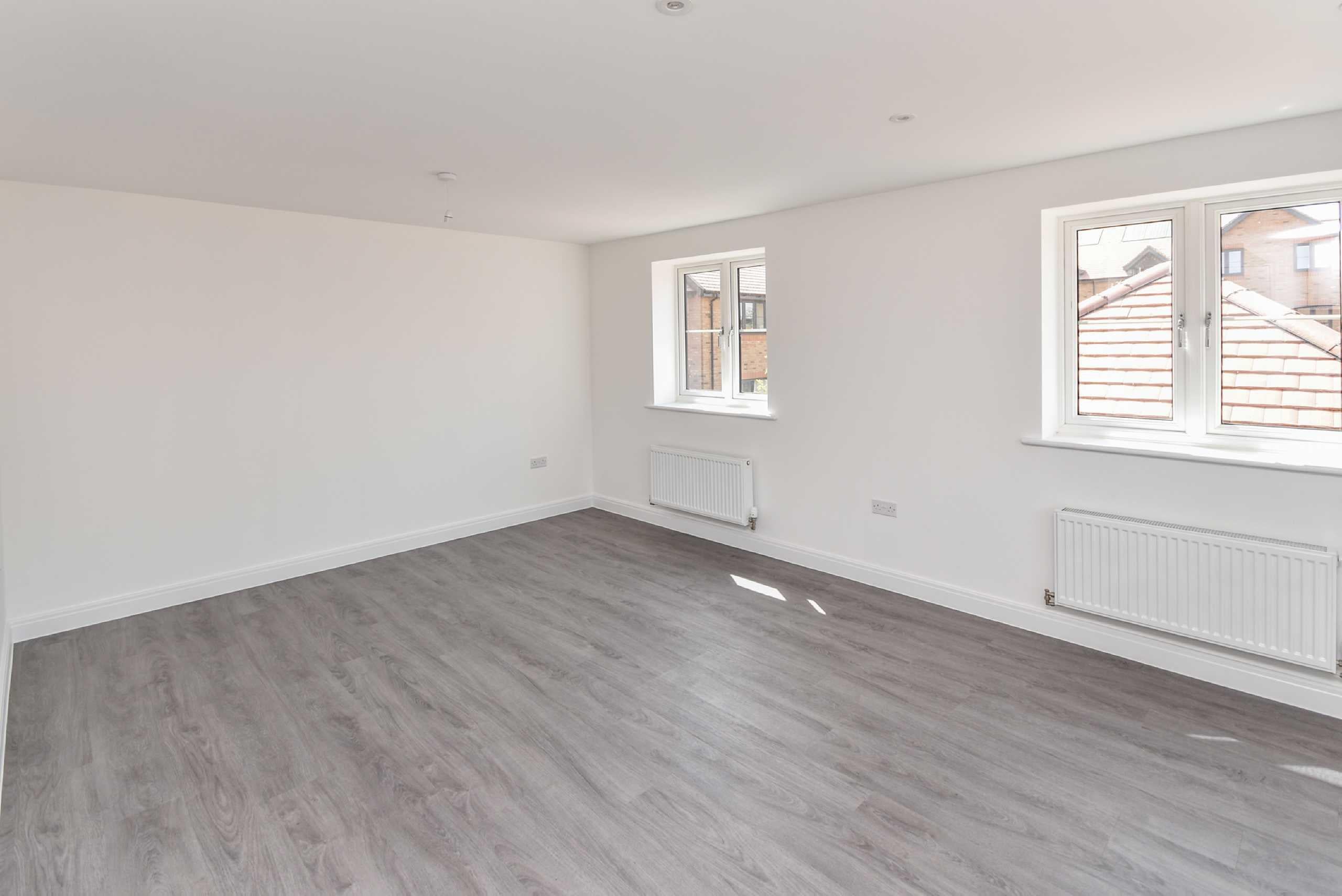 Flat Barnwell Gardens in Weldon