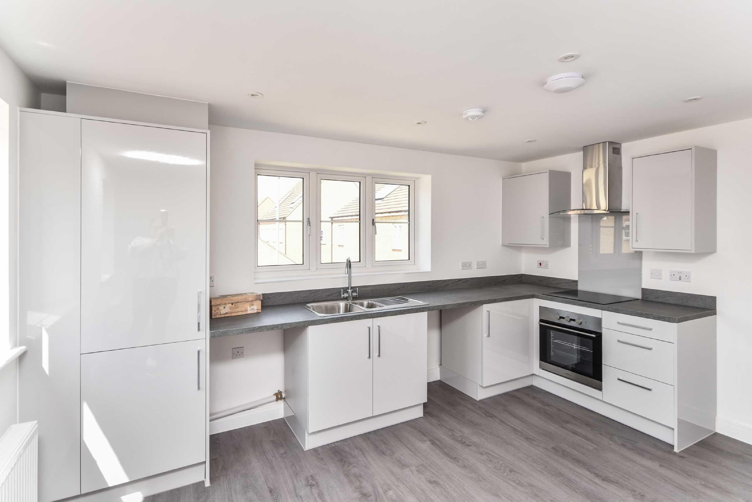 Flat Barnwell Gardens in Weldon