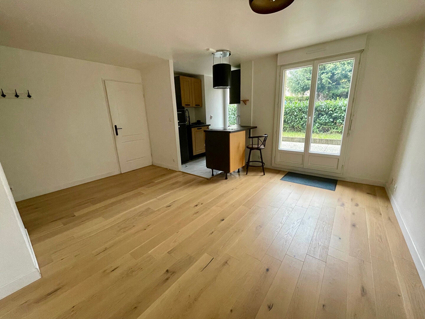 Flat Allée de Mauregard in Gif-sur-Yvette