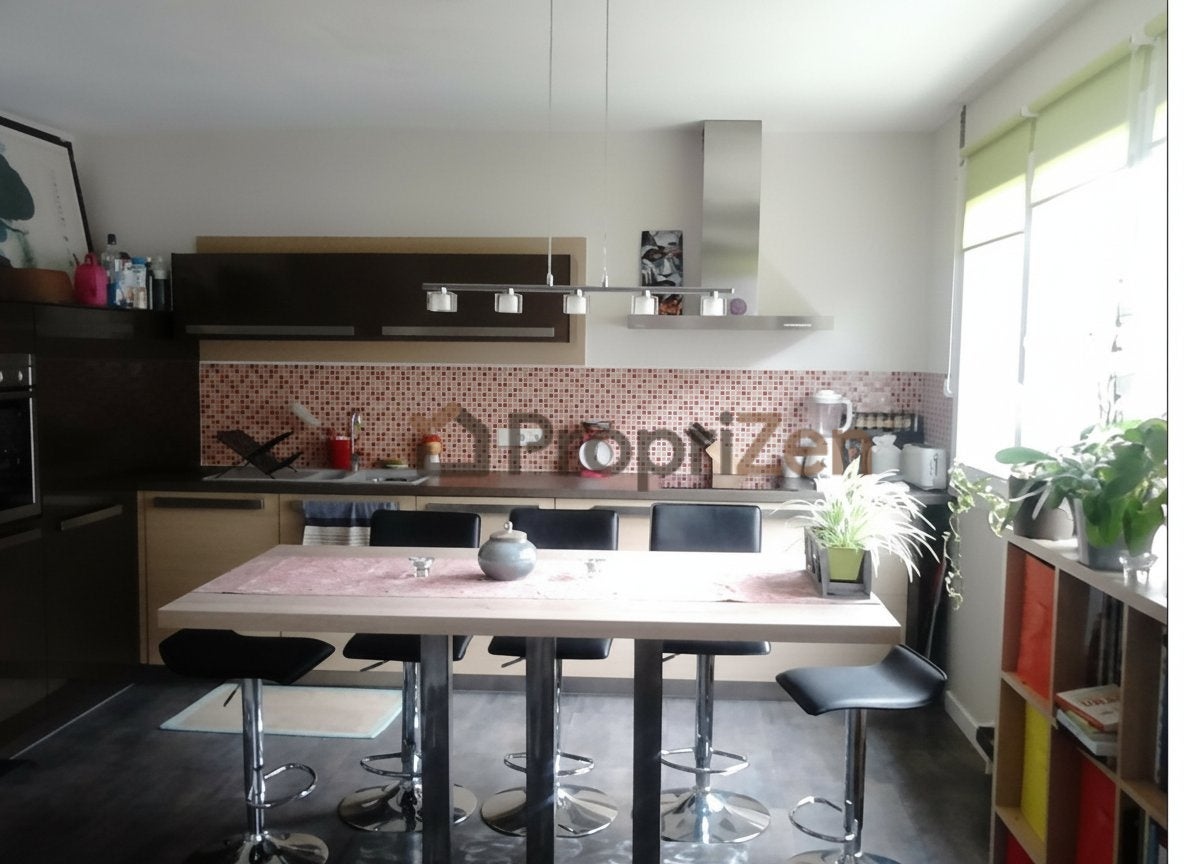 Appartement Place Eugène Varlin à Lyon