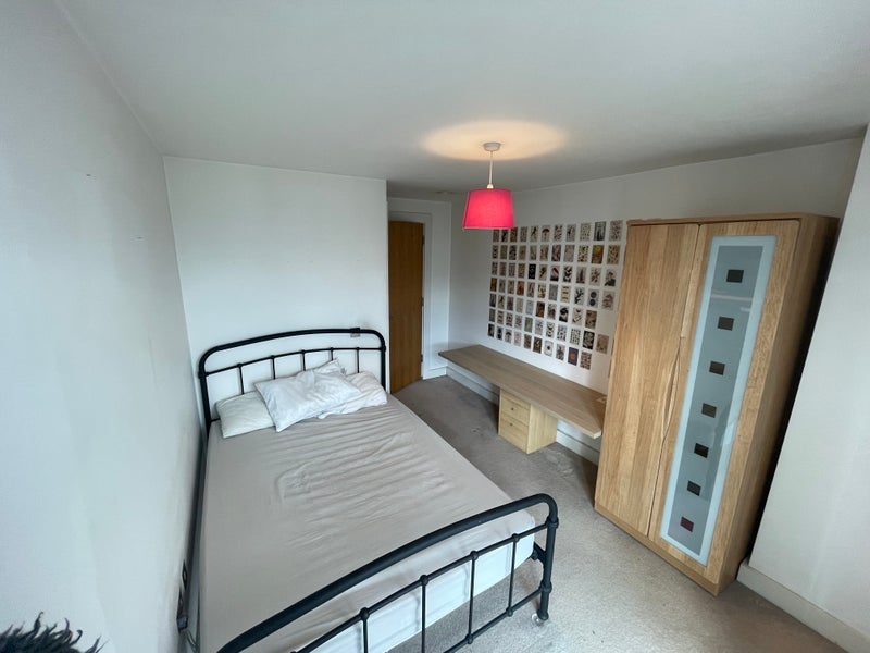 Room Cook Street in Salford