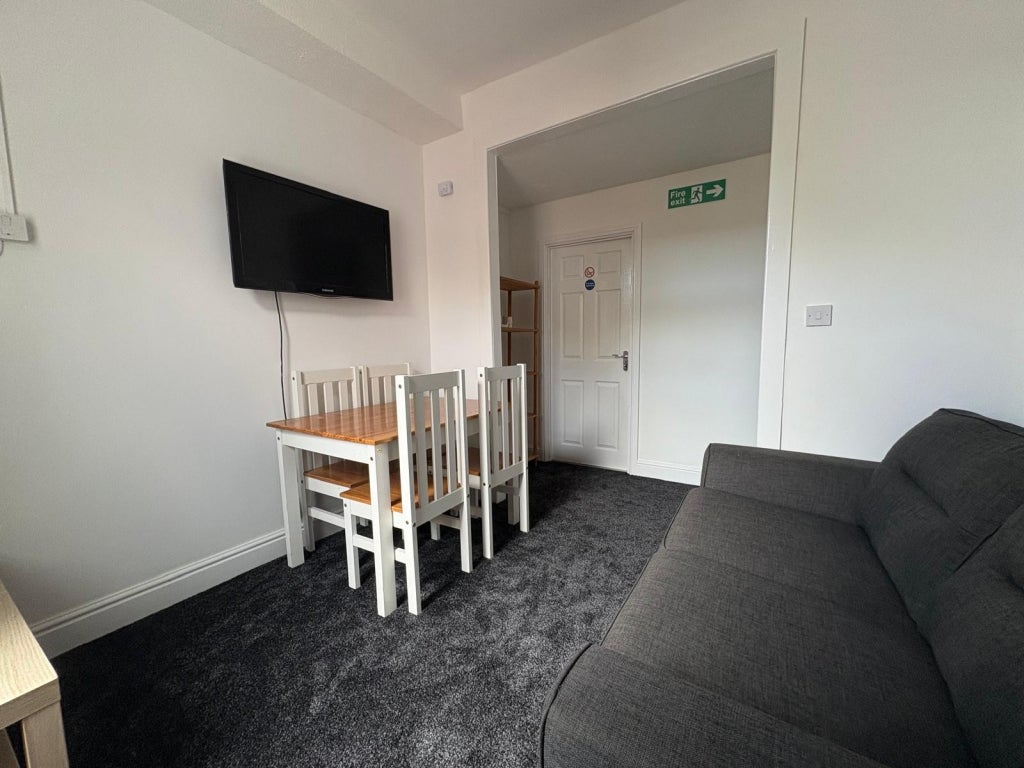 Room Meredith Street in Liverpool