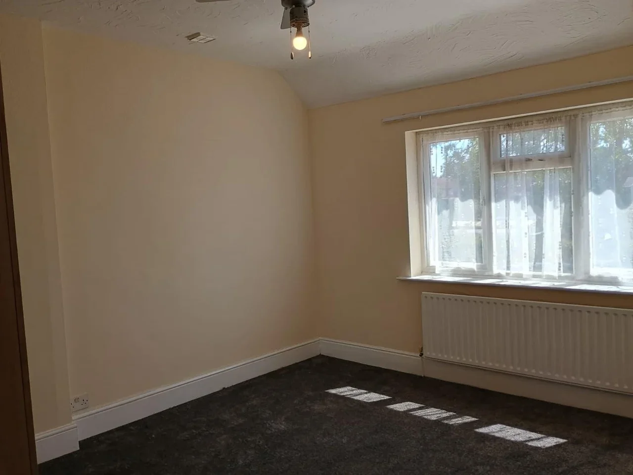 Room Bedfont Road in Greater London