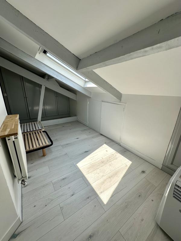 Appartement Rue Armand Silvestre à Courbevoie