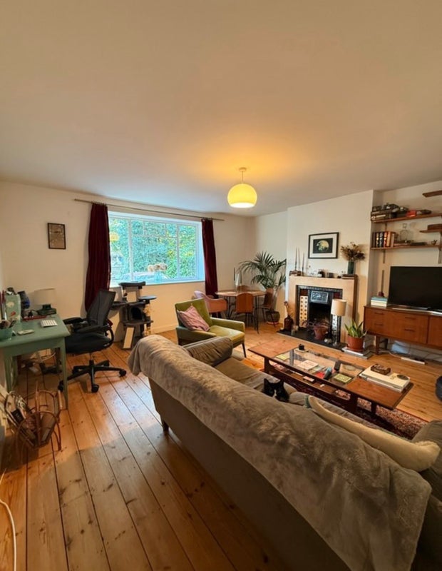 Room Hornsey Lane in Greater London