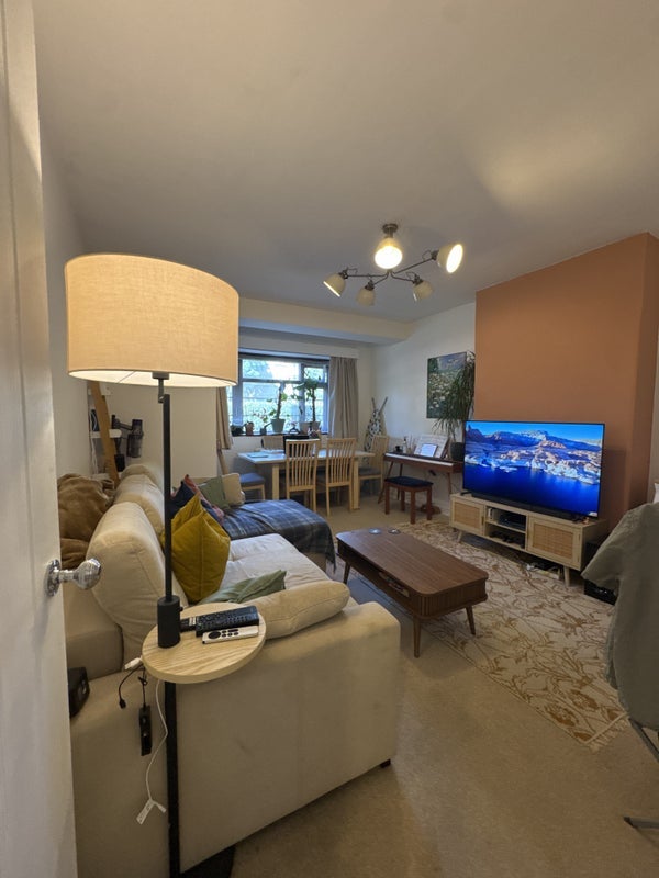 Room Poynders Gardens in Greater London