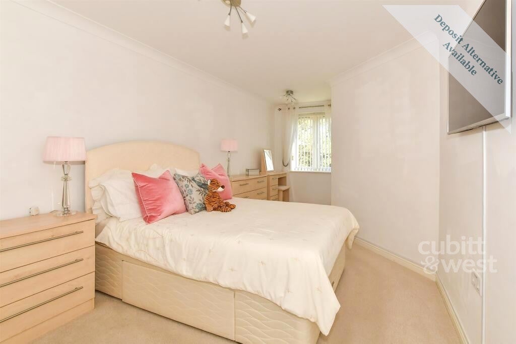 Flat Brighton Road in Worthing