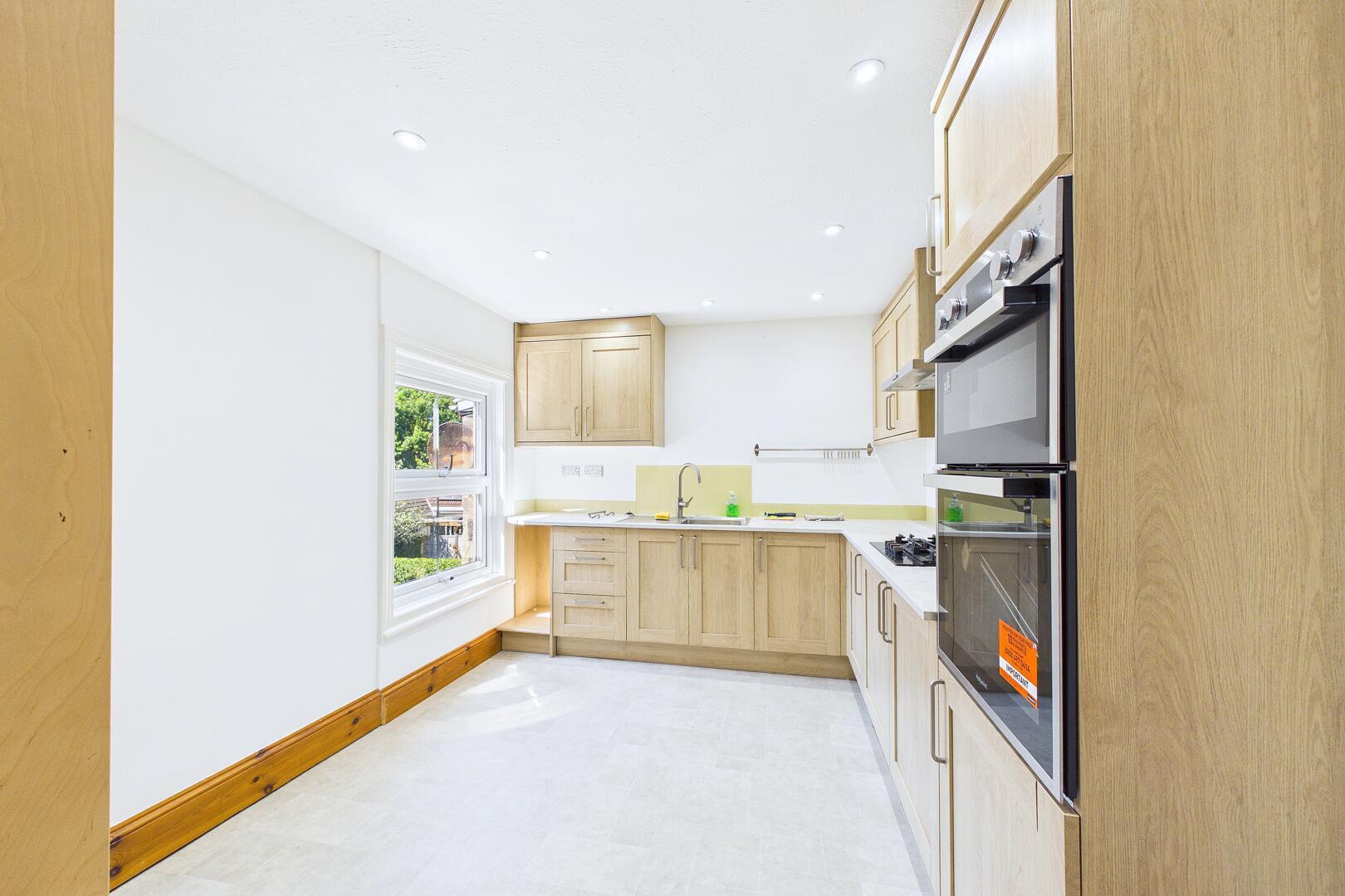 Flat Central Way in Clevedon