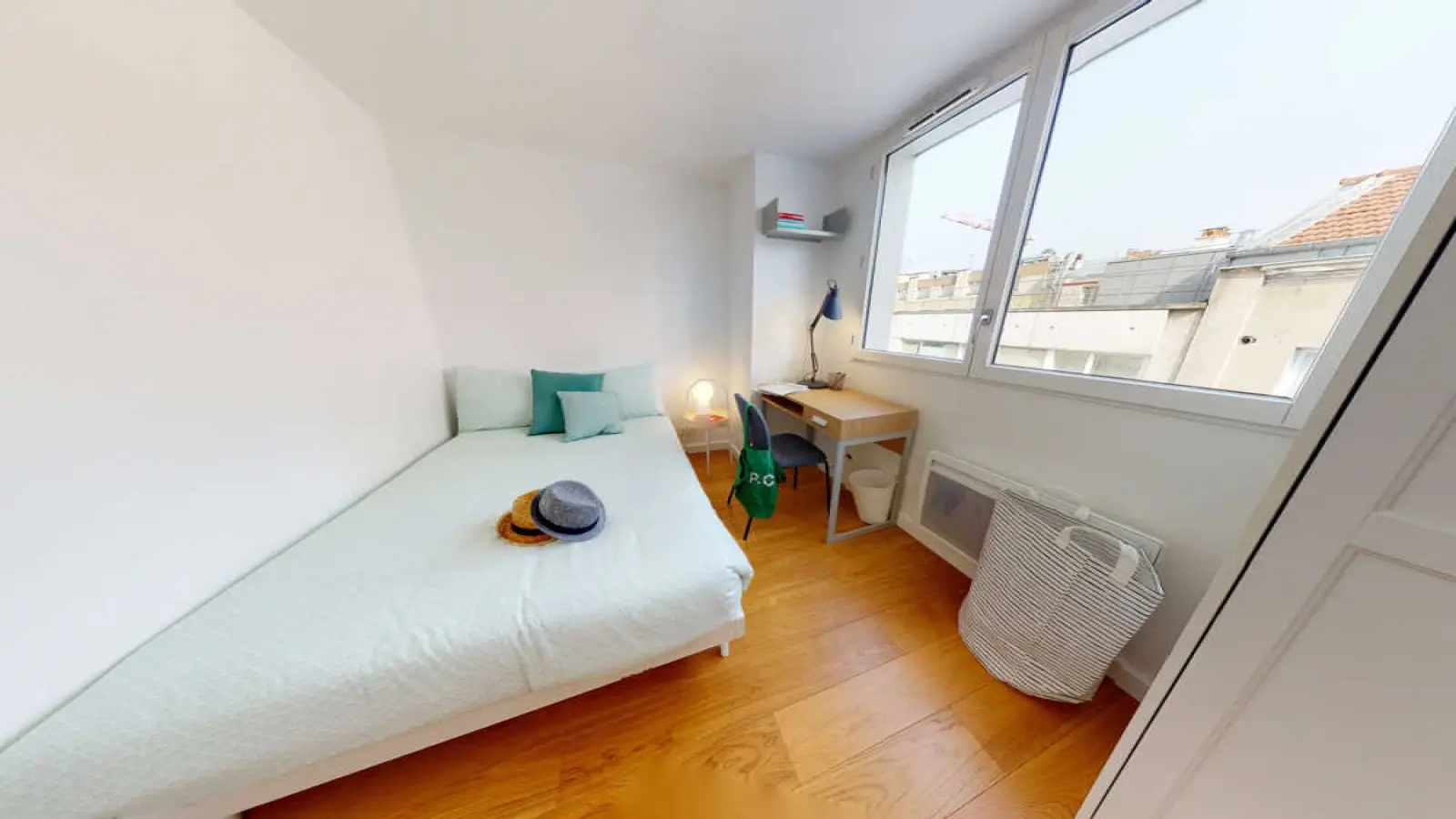 Chambre Rue de Belleville à Paris