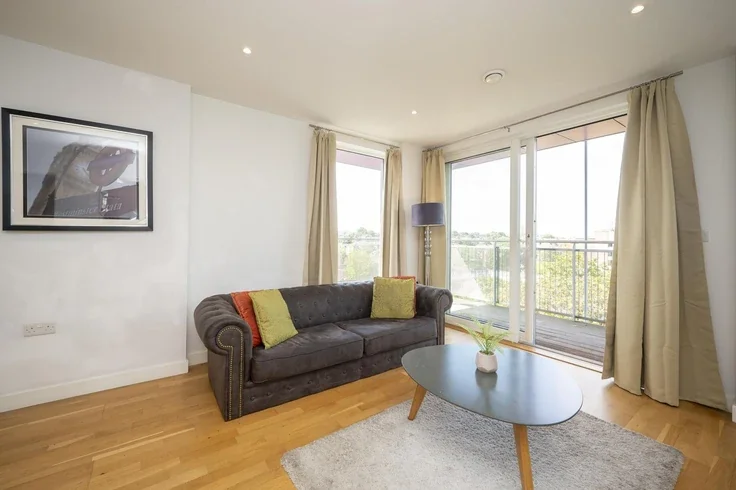 Flat Octavius Street in Greater London