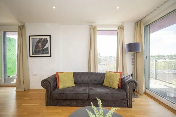 Flat Octavius Street in Greater London
