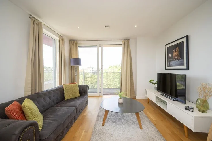 Flat Octavius Street in Greater London