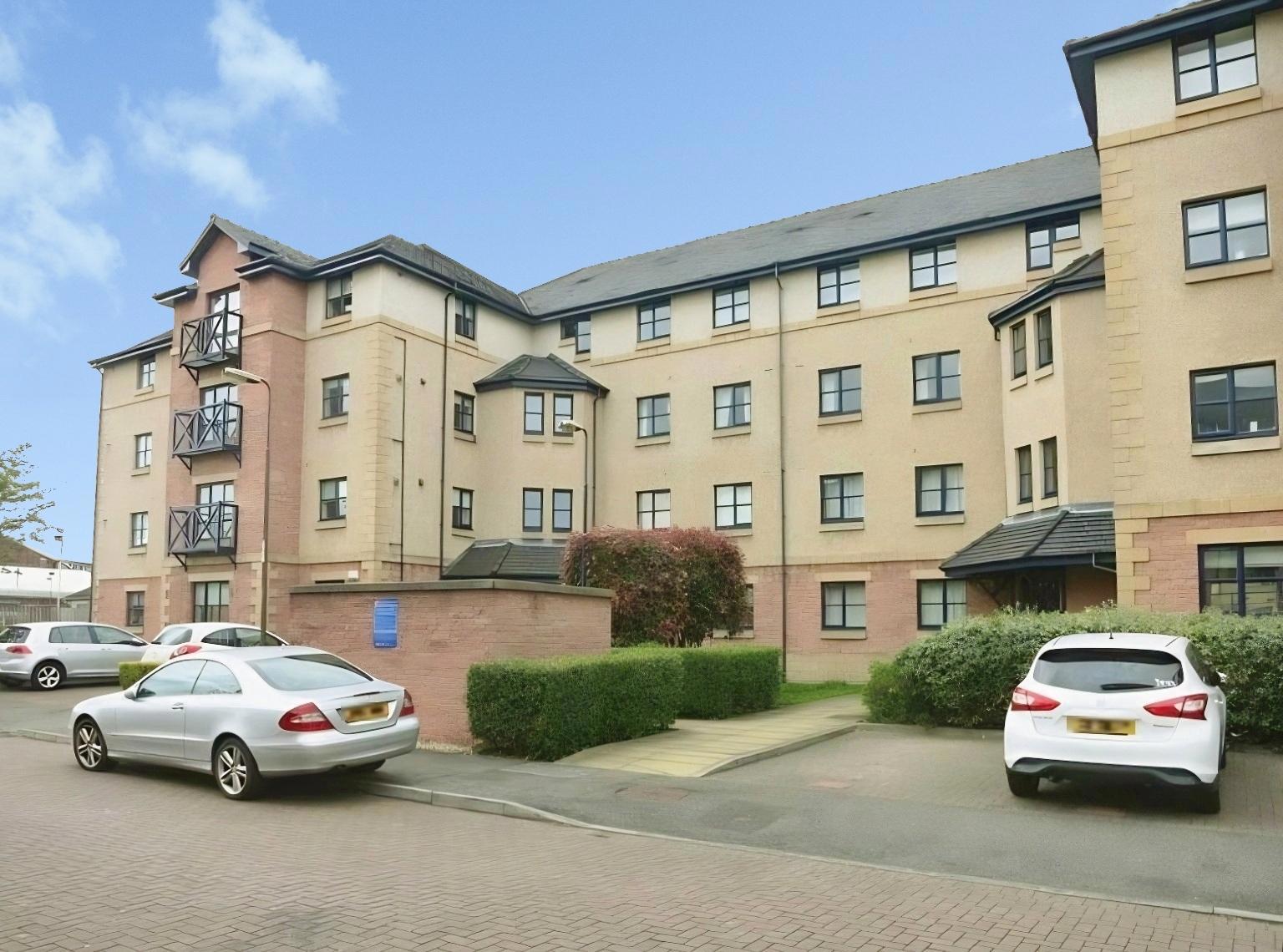 Flat Russell Gardens in City of Edinburgh
