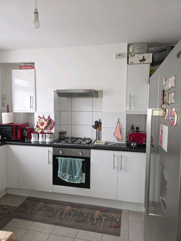 Room High Street in Greater London