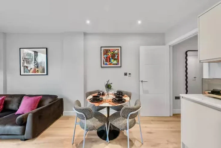 Flat Amity Grove in Greater London