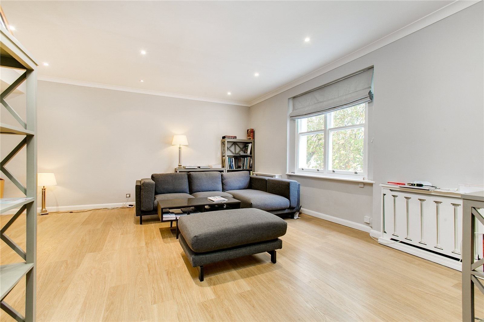 Flat Ovington Square in Greater London