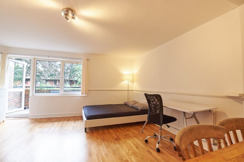 Flat Bingfield Street in Greater London