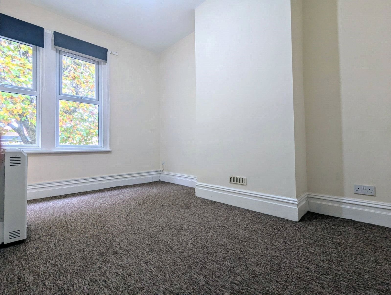 Flat Gloucester Road in Bristol
