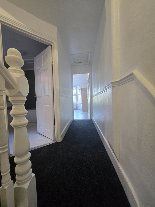 House Heigham Road in London