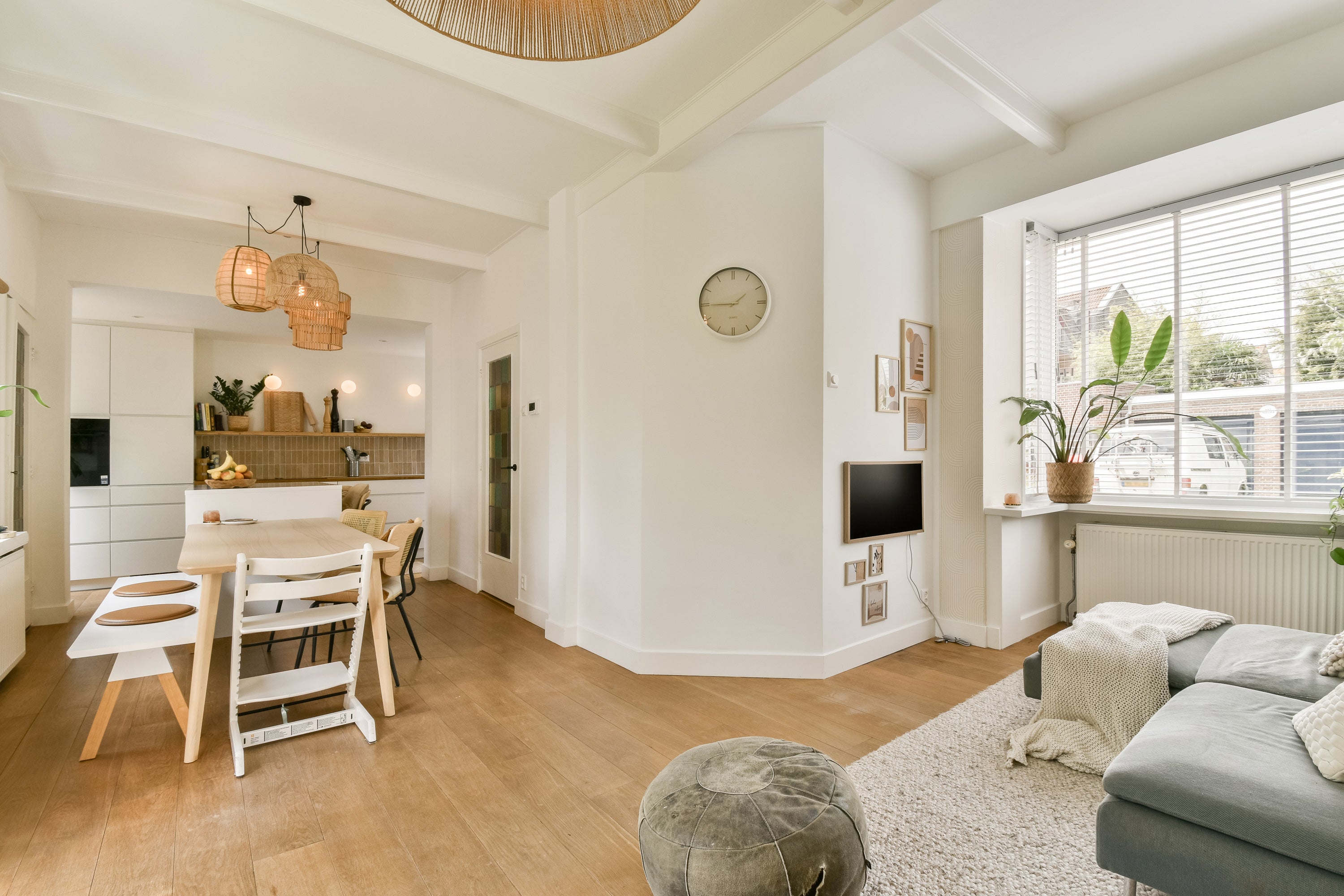 Tussenwoning te koop: Graaf Jan van Nassaustraat 4, Rotterdam