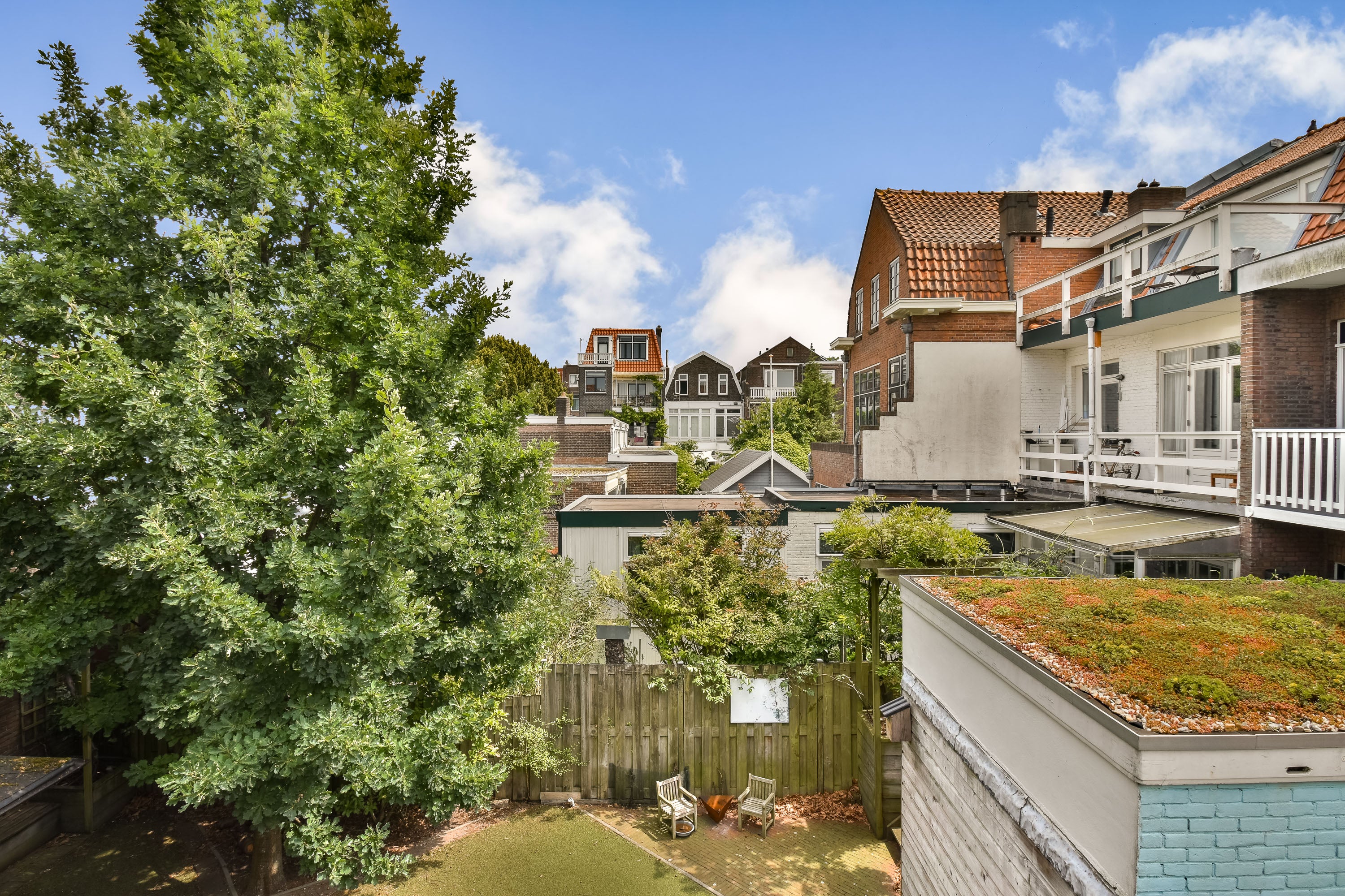 Tussenwoning te koop: Graaf Jan van Nassaustraat 4, Rotterdam